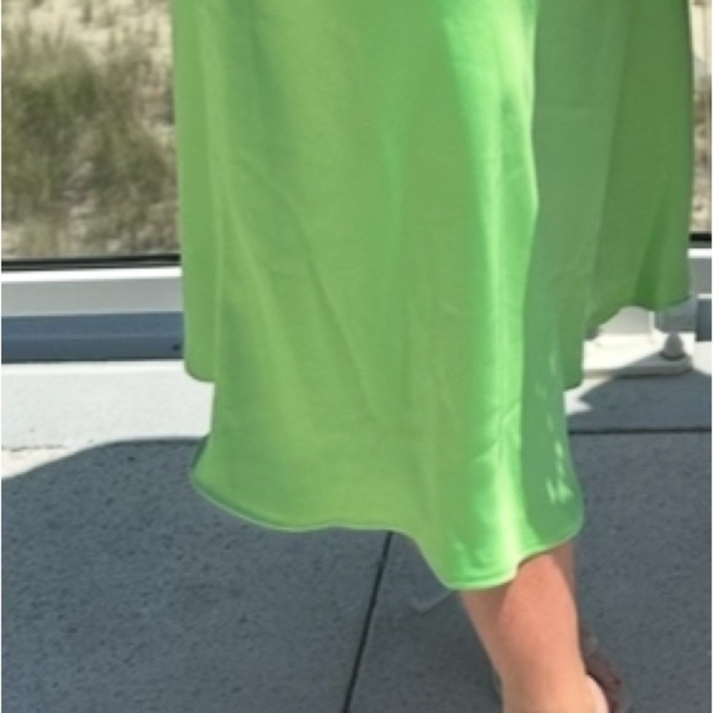 Vici One Shoulder Green Dress - Picture 8 of 8